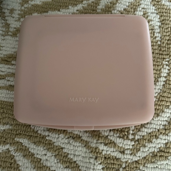 Mary Kay Compact Mirror - Picture 2 of 6